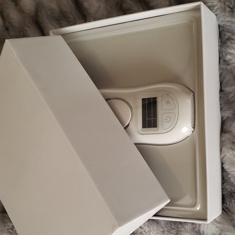 IPL Hair Removal System - Picture 6 of 6